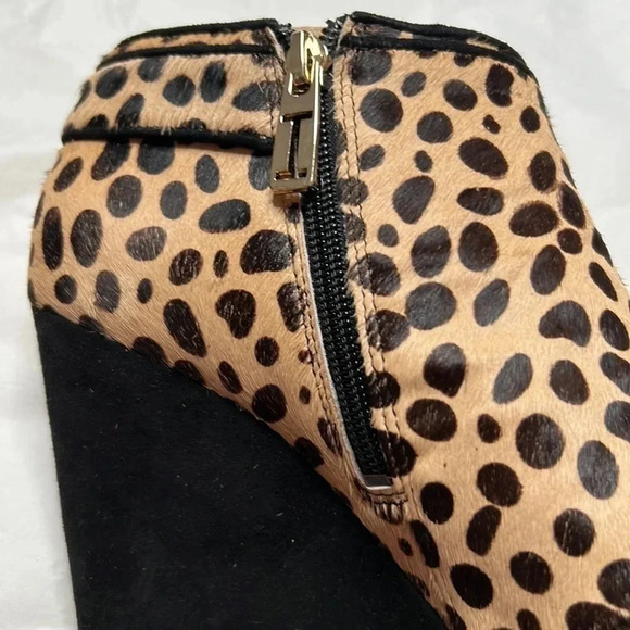 Isaac Mizrahi New York leather leopard print ankle wedge booties size 8 1/2 - Picture 10 of 11